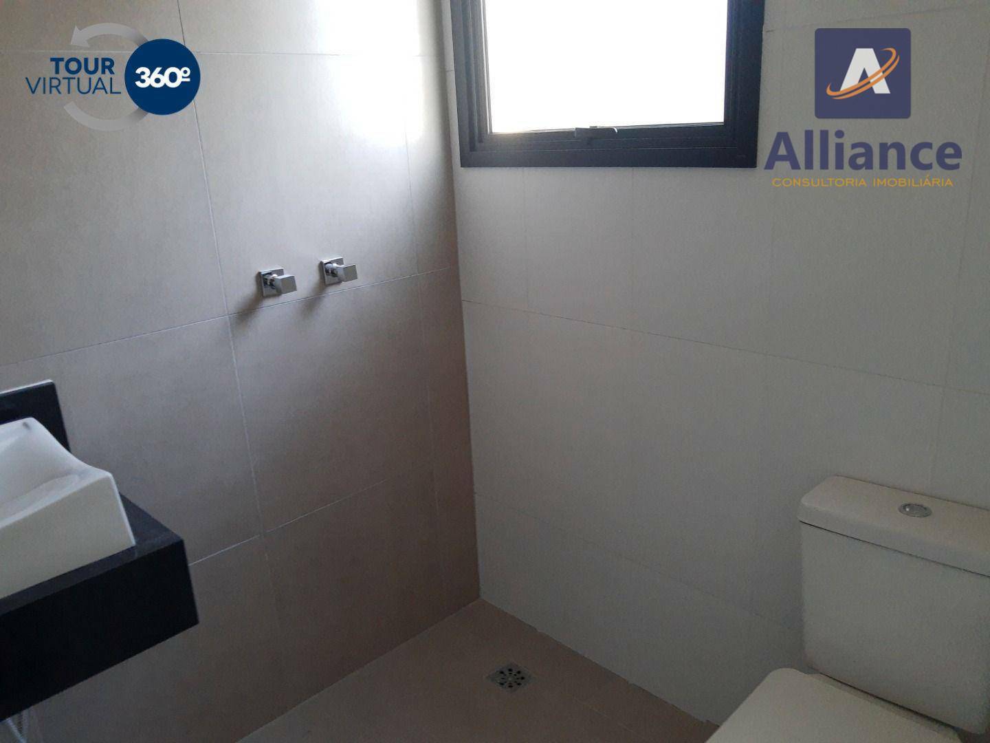 Casa de Condomínio à venda com 3 quartos, 250m² - Foto 15