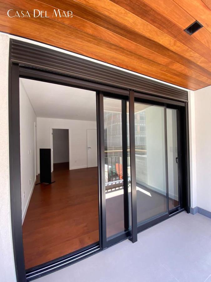 Apartamento à venda com 4 quartos, 210m² - Foto 3