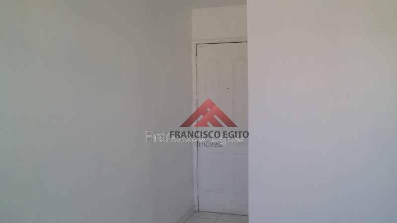 Apartamento à venda com 2 quartos, 75m² - Foto 8