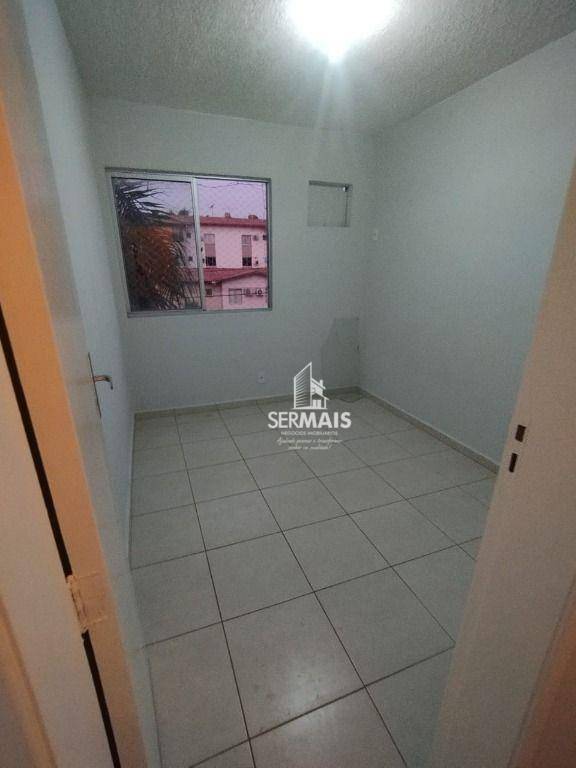 Apartamento à venda com 2 quartos, 56m² - Foto 4