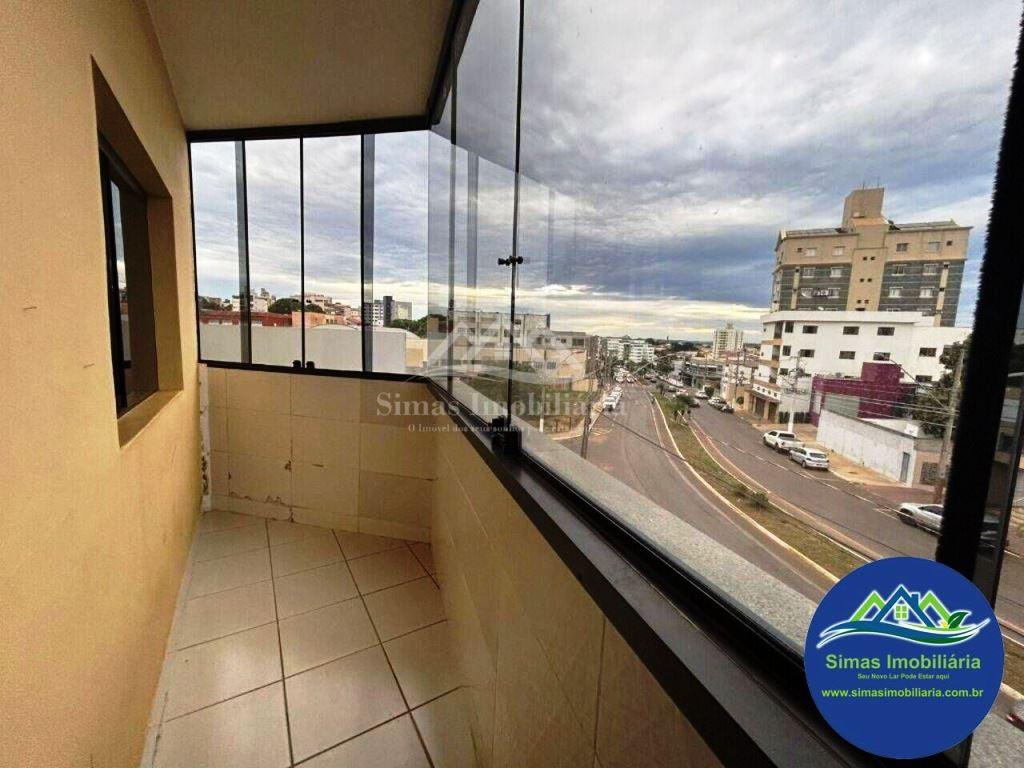 Apartamento à venda com 2 quartos, 66m² - Foto 3