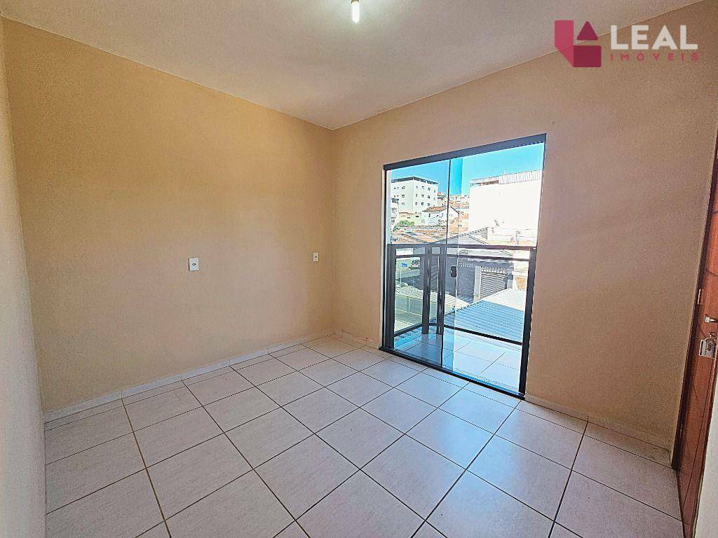 Apartamento para alugar com 2 quartos, 50m² - Foto 4