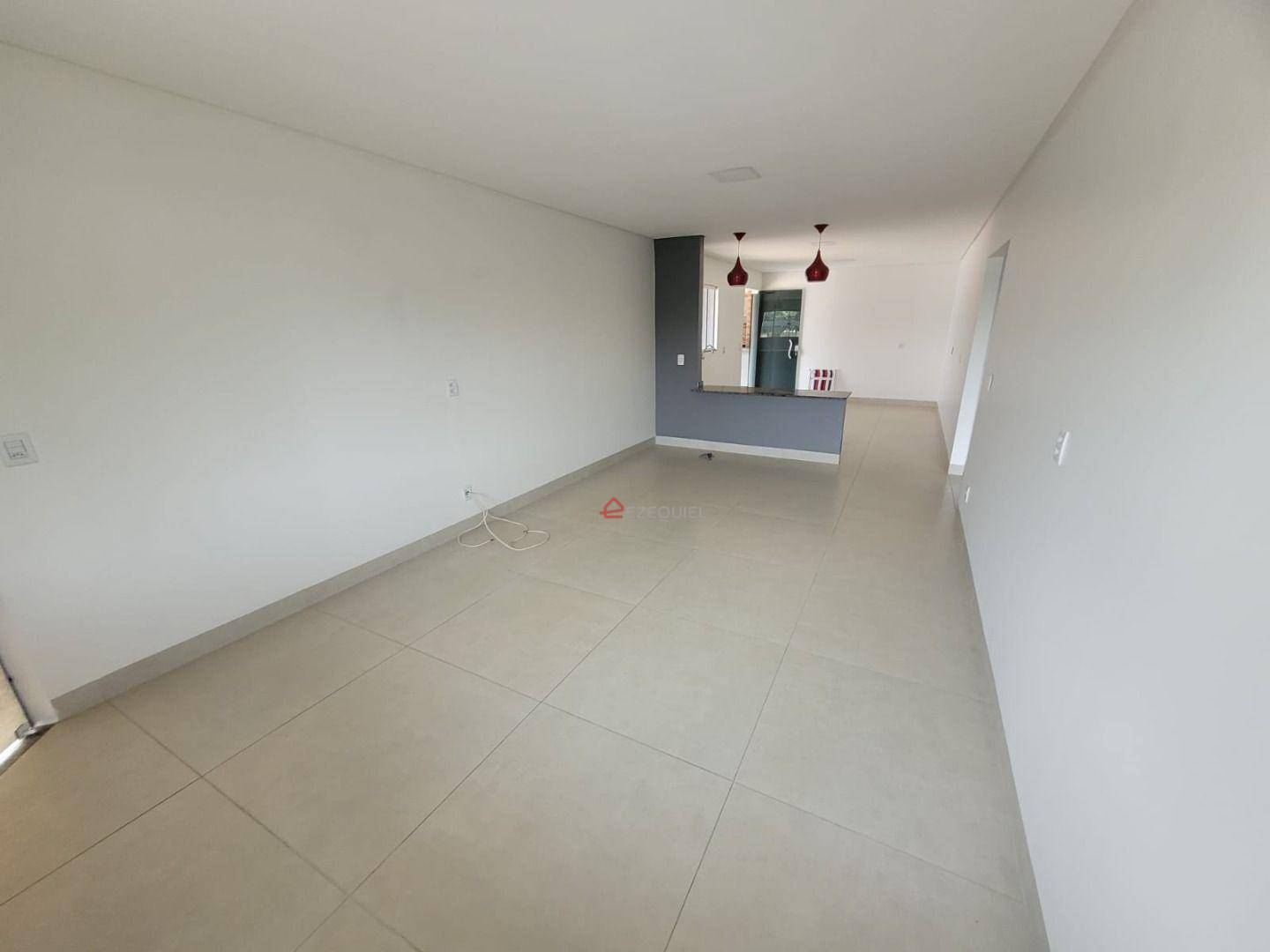 Casa para alugar com 2 quartos, 150m² - Foto 19