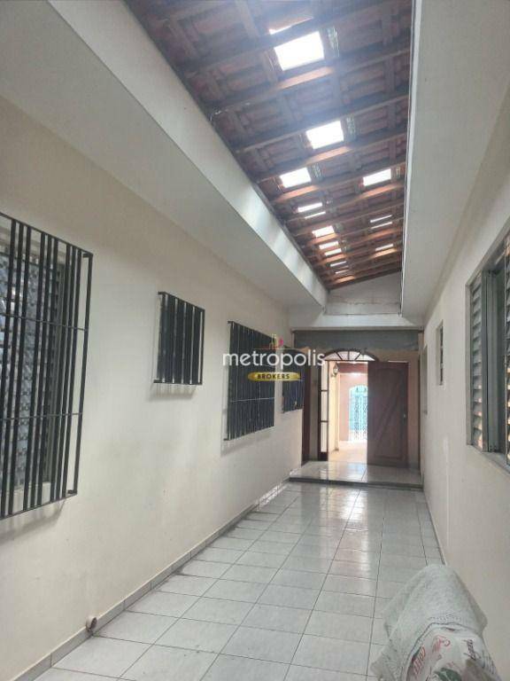 Casa à venda e aluguel com 3 quartos, 350m² - Foto 2