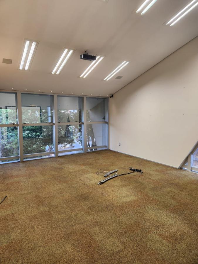 Prédio Inteiro para alugar, 250m² - Foto 3