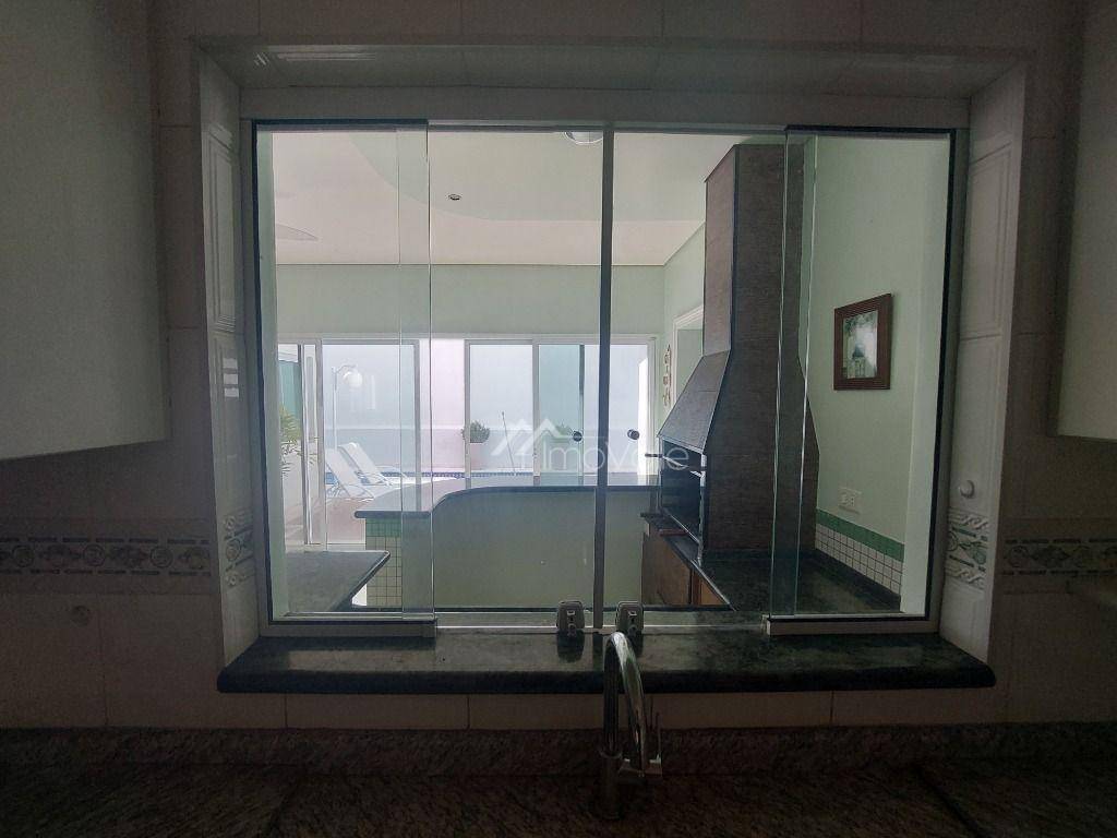 Casa de Condomínio para alugar com 5 quartos, 350m² - Foto 11