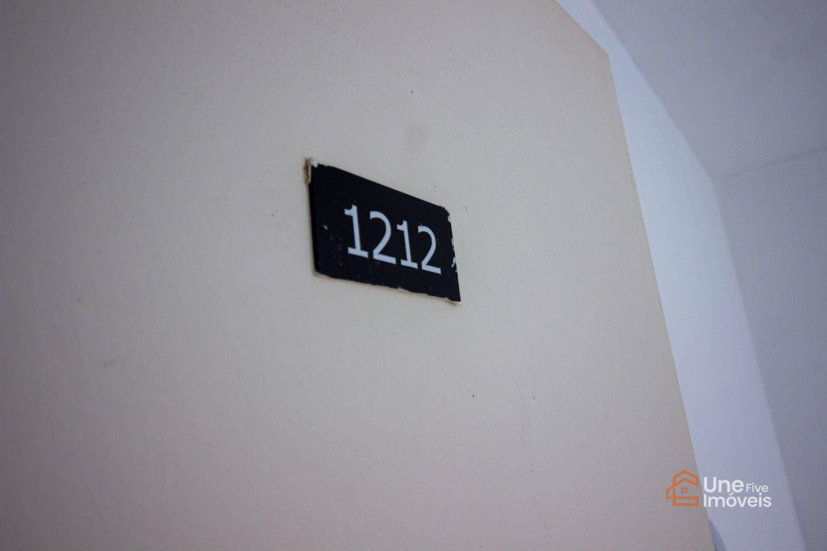 Apartamento à venda com 2 quartos, 44m² - Foto 4