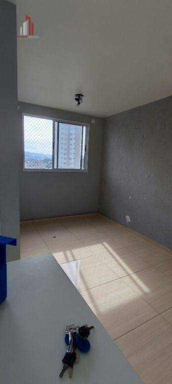 Apartamento à venda com 2 quartos, 44m² - Foto 1