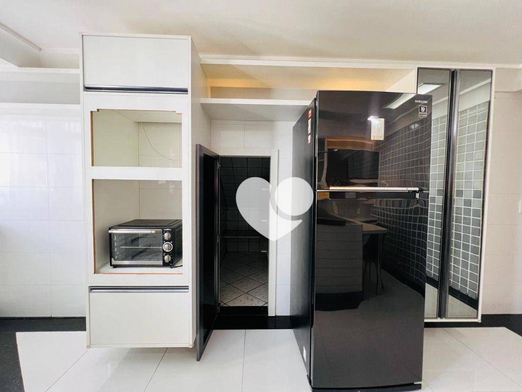 Apartamento à venda com 5 quartos, 370m² - Foto 31