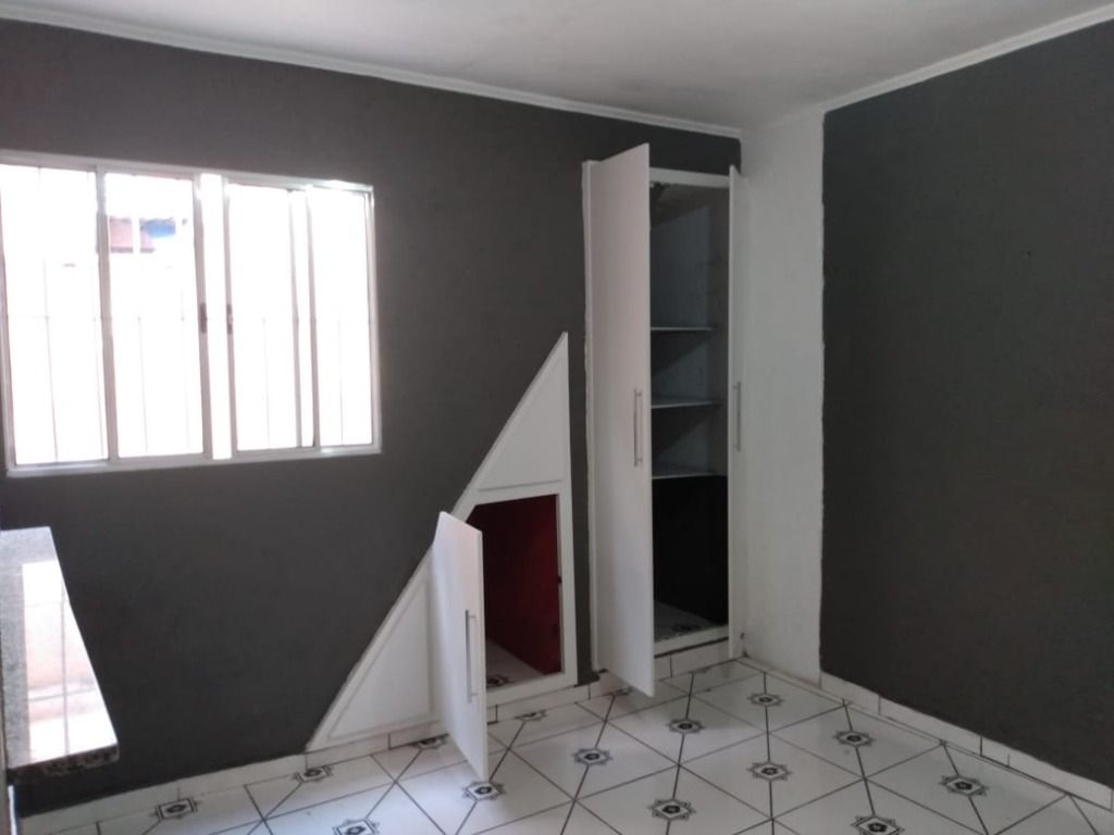 Sobrado à venda com 2 quartos, 80m² - Foto 9