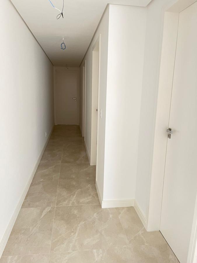 Apartamento à venda com 3 quartos, 75m² - Foto 10