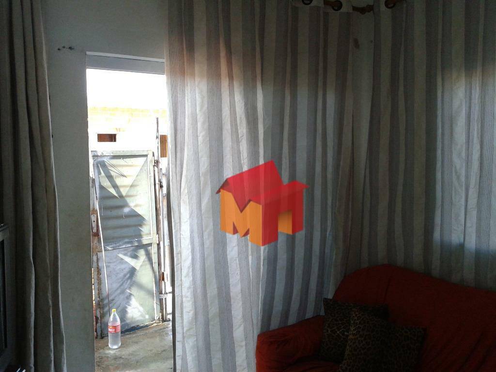 Sobrado à venda com 4 quartos, 150m² - Foto 4