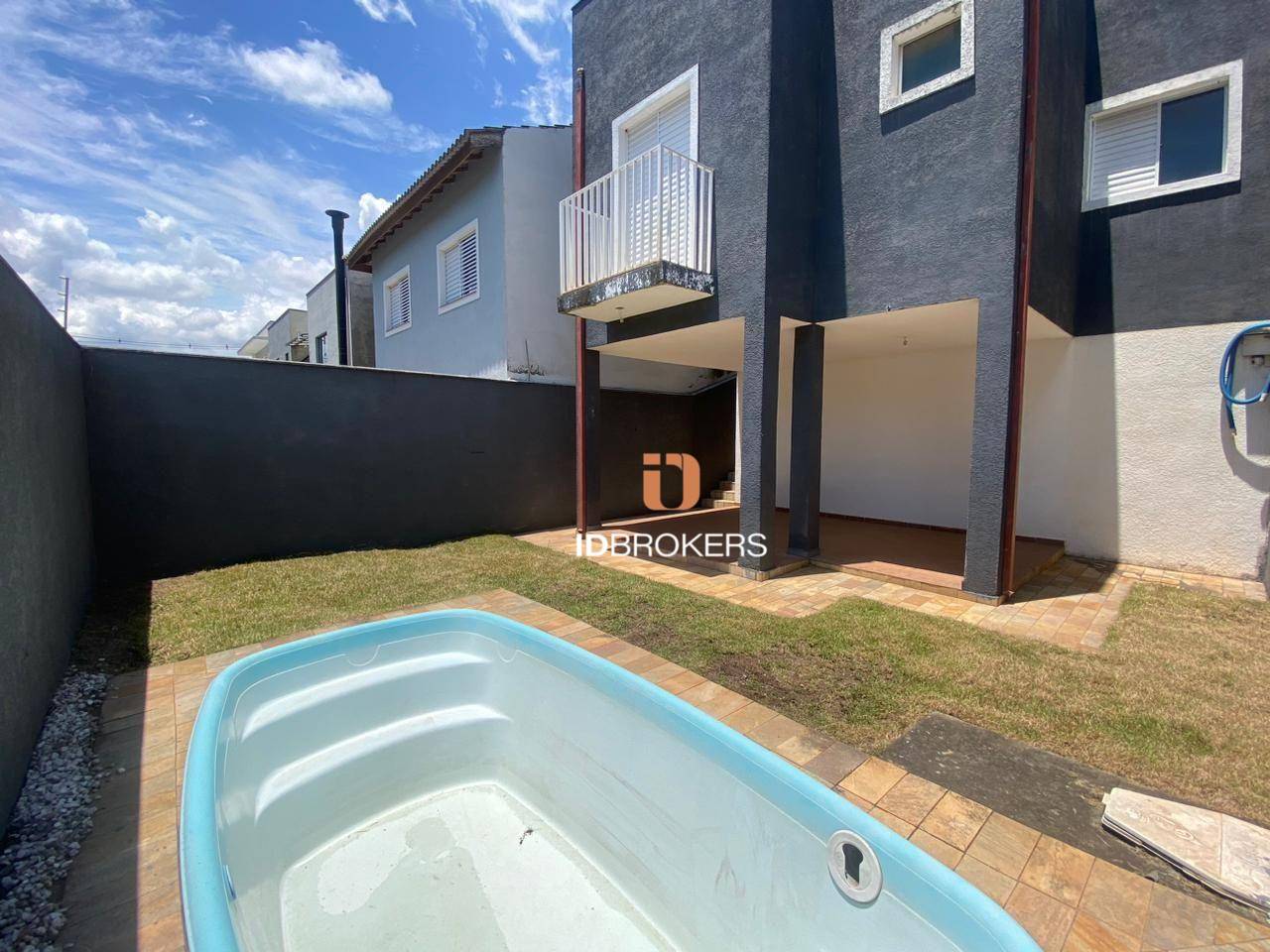 Casa, 3 quartos, 90 m² - Foto 1