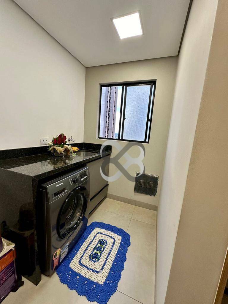 Apartamento à venda com 2 quartos, 75m² - Foto 16