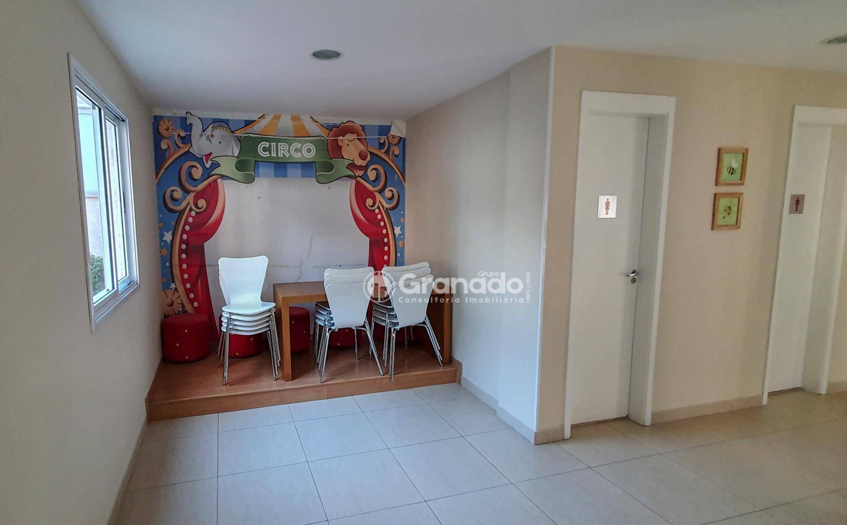 Apartamento à venda com 2 quartos, 67m² - Foto 46