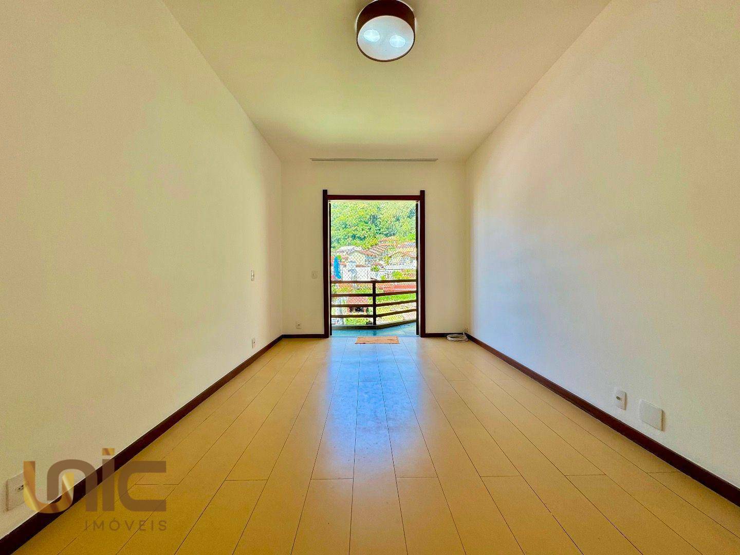 Apartamento à venda com 3 quartos, 140m² - Foto 28