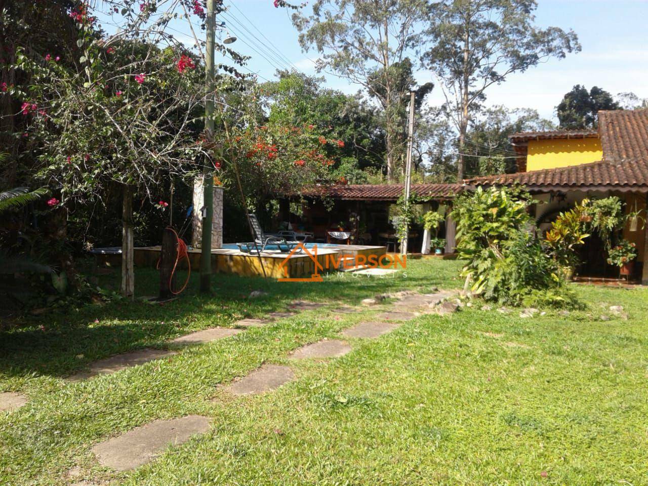 Sítio à venda com 3 quartos, 300m² - Foto 23