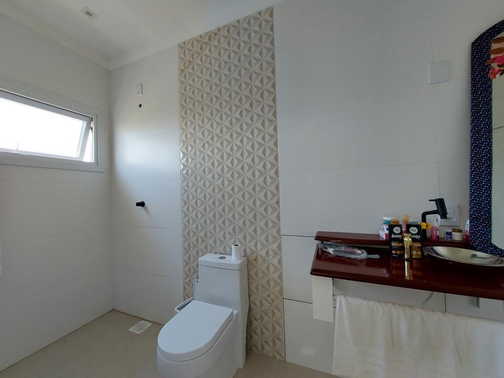 Casa à venda com 4 quartos, 189m² - Foto 15