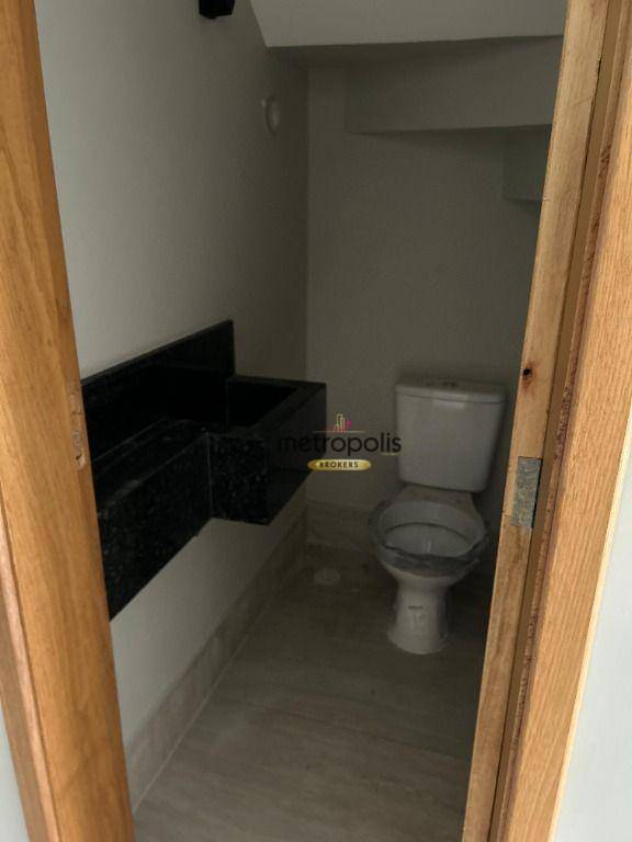 Sobrado à venda com 2 quartos, 100m² - Foto 4