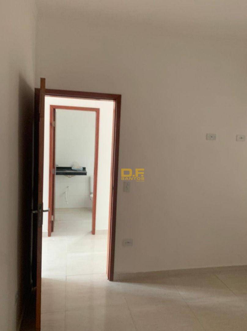 Casa à venda com 2 quartos, 70m² - Foto 14