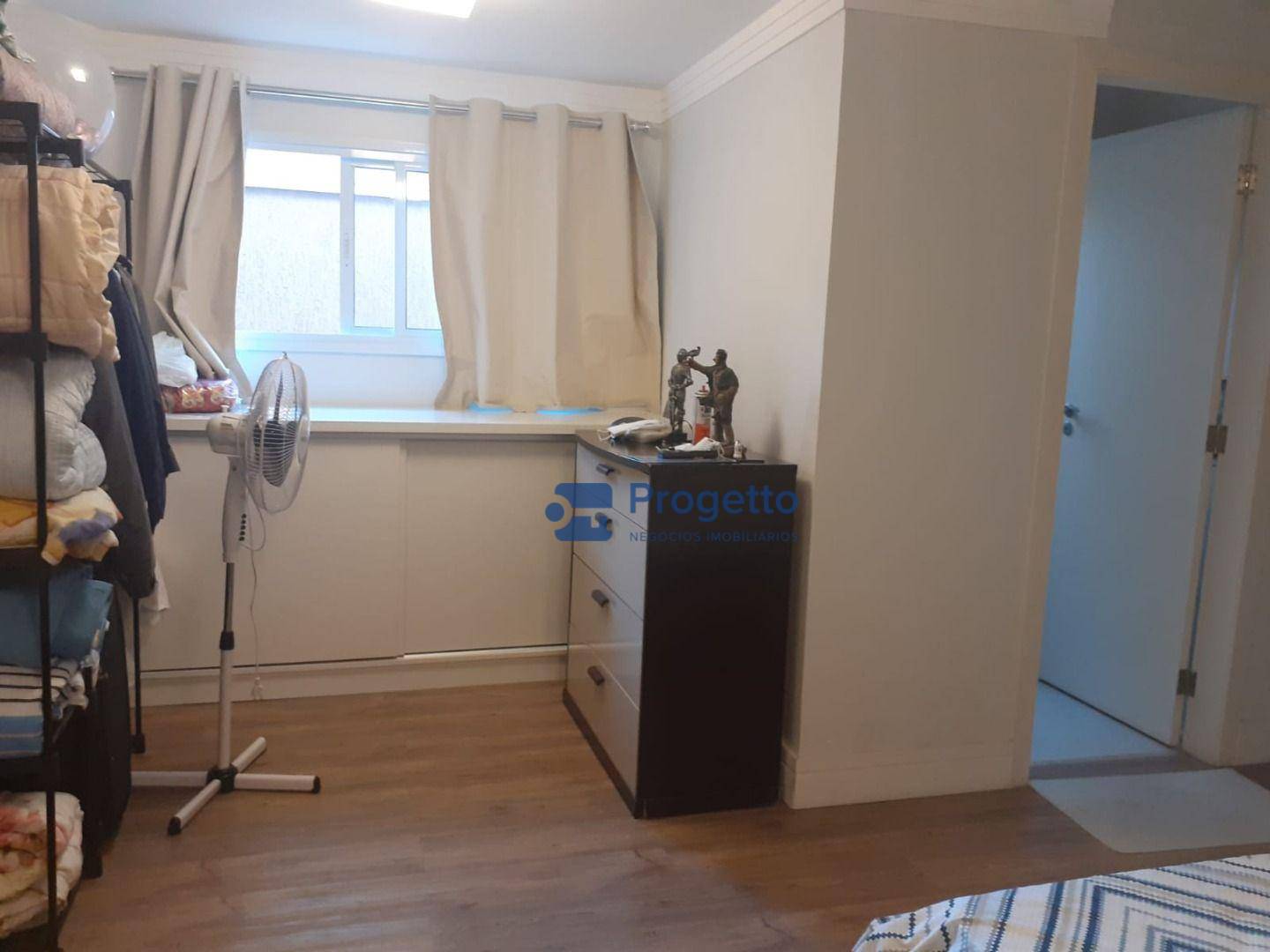 Casa à venda com 4 quartos, 240m² - Foto 15