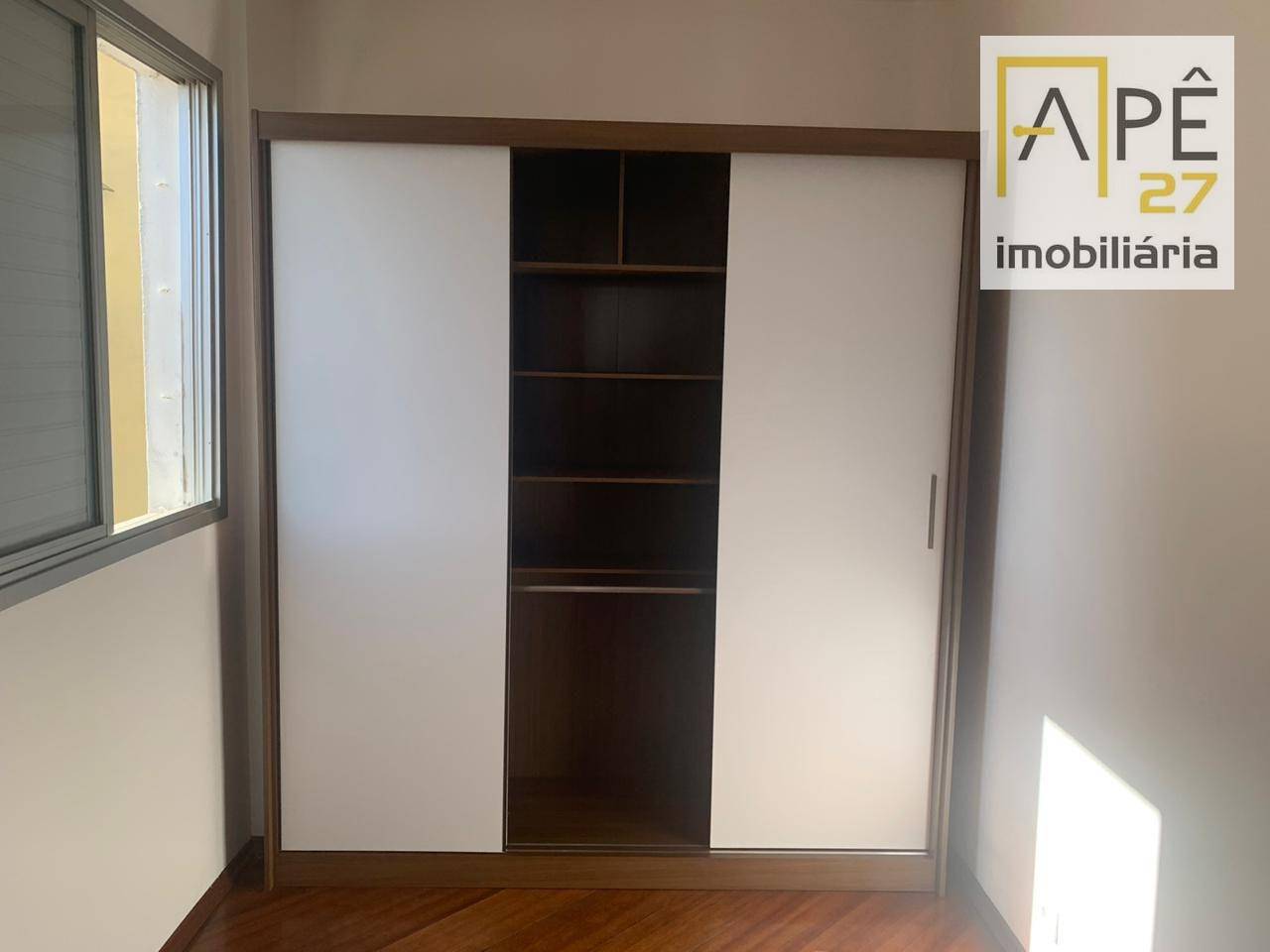 Apartamento à venda com 2 quartos, 58m² - Foto 7