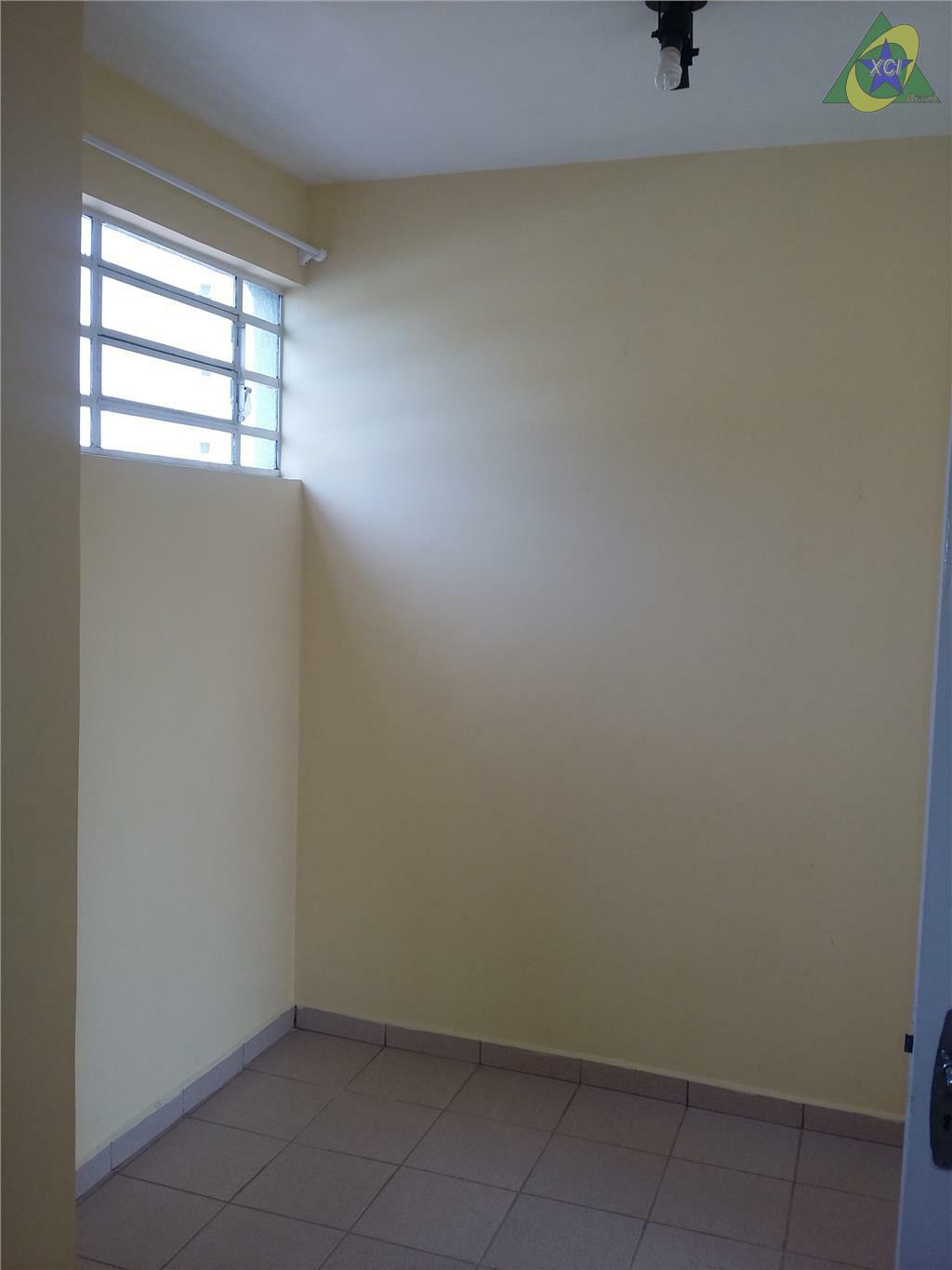 Apartamento à venda com 2 quartos, 80m² - Foto 3