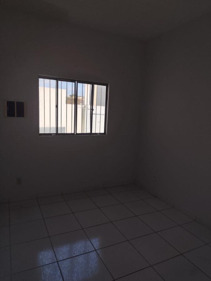 Casa para alugar com 2 quartos, 90m² - Foto 11