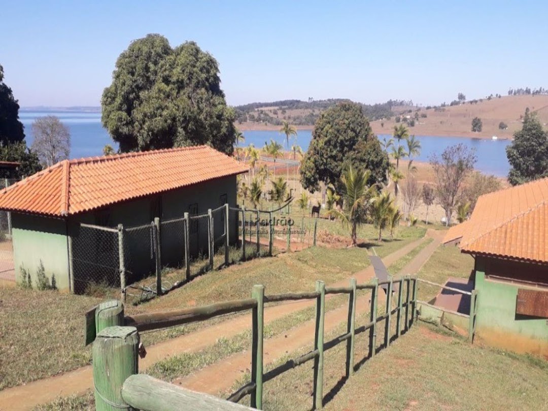 Haras e Área Rural Padrão à venda com 1 quarto, 121000m² - Foto 9