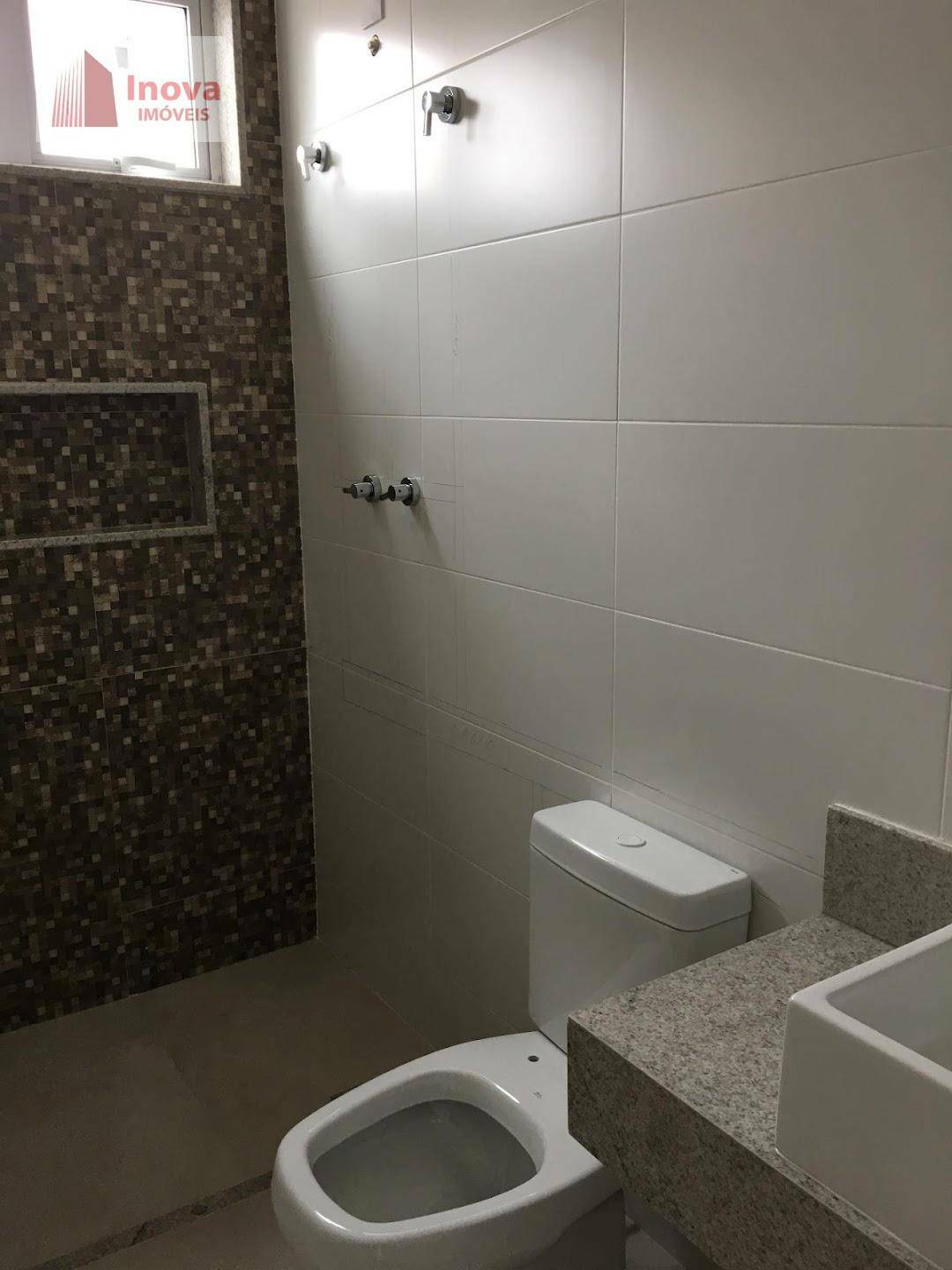 Apartamento à venda com 4 quartos, 200m² - Foto 15