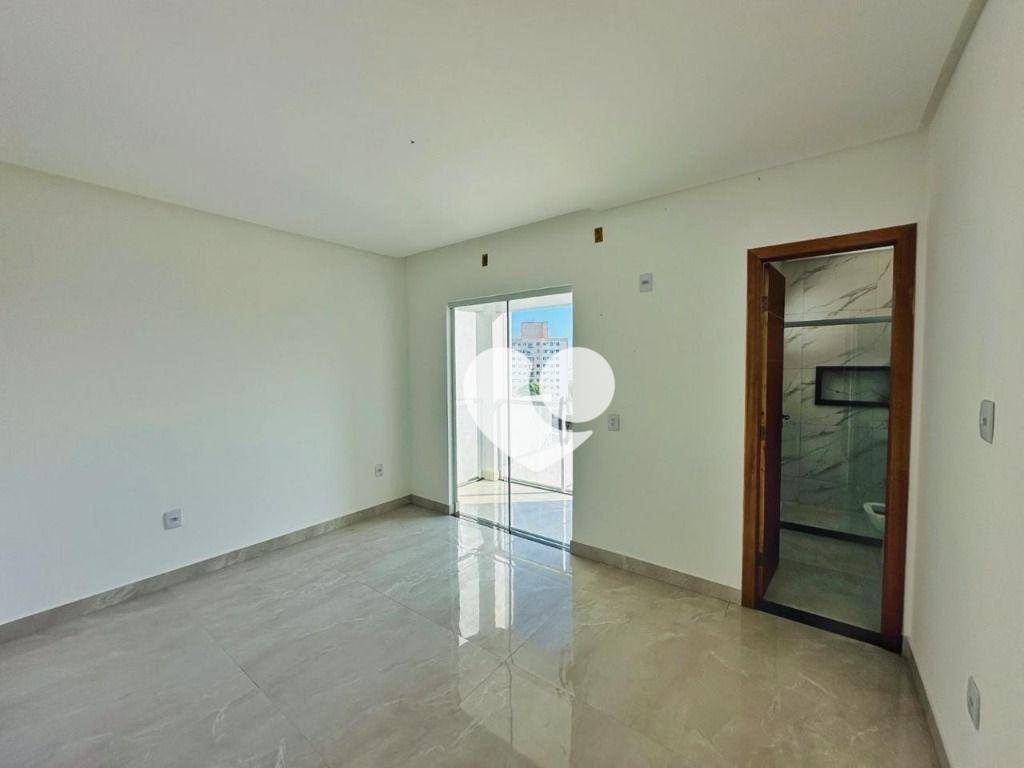 Casa à venda com 3 quartos, 250m² - Foto 13