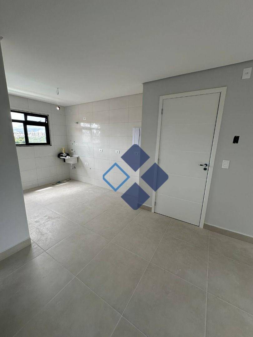 Apartamento à venda com 3 quartos, 61m² - Foto 2