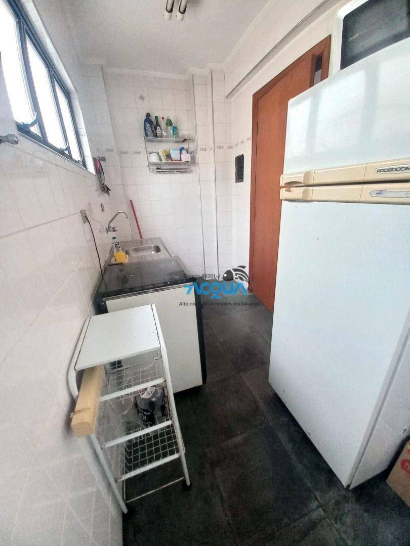 Cobertura à venda com 2 quartos, 100m² - Foto 3