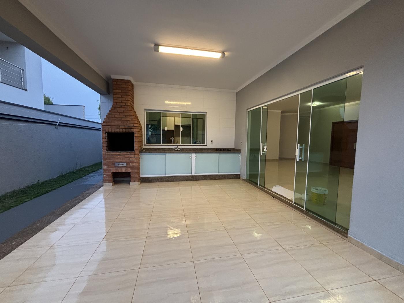 Casa de Condomínio à venda com 3 quartos, 233m² - Foto 12