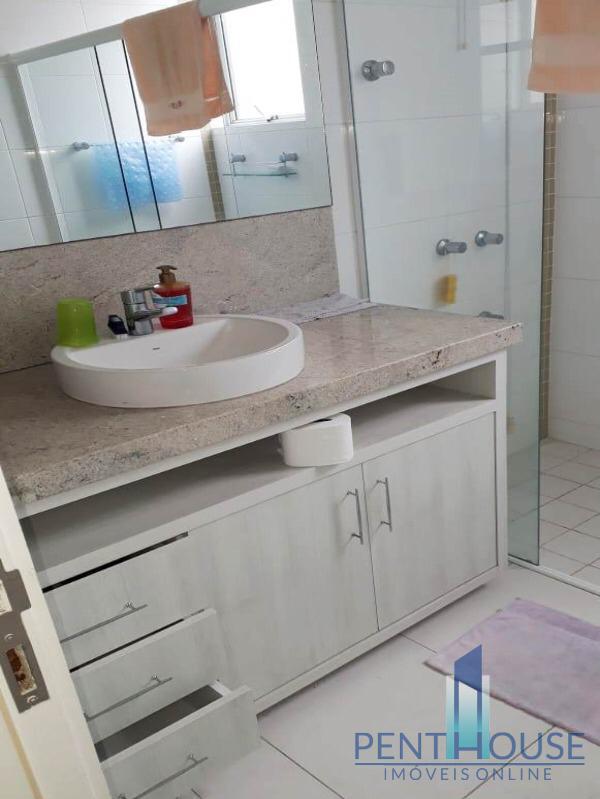 Apartamento à venda com 3 quartos, 115m² - Foto 11