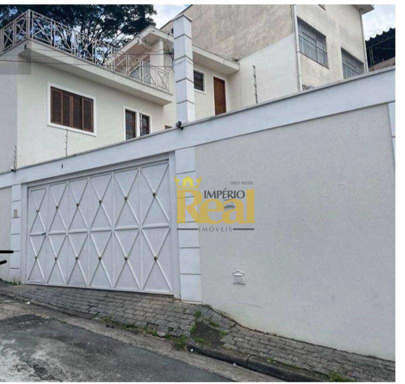 Casa à venda com 2 quartos, 180m² - Foto 2