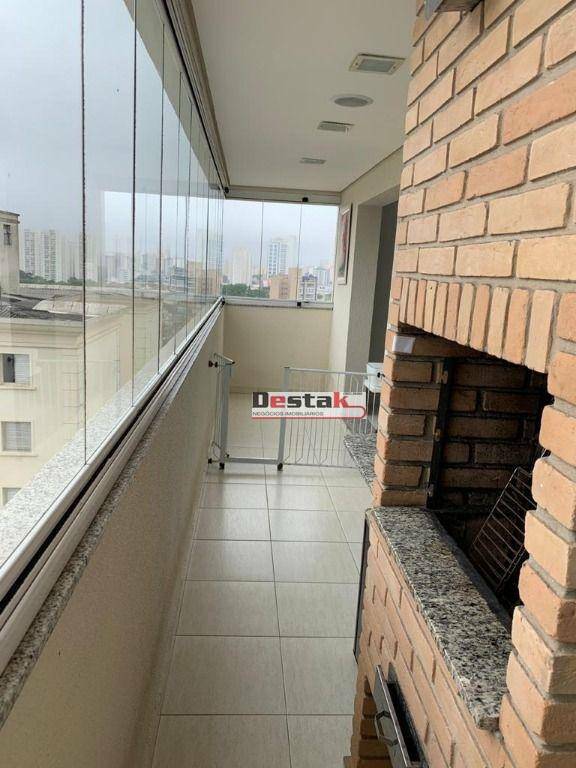 Apartamento à venda com 3 quartos, 204m² - Foto 9