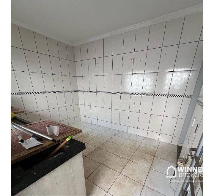 Casa à venda com 3 quartos, 99m² - Foto 10