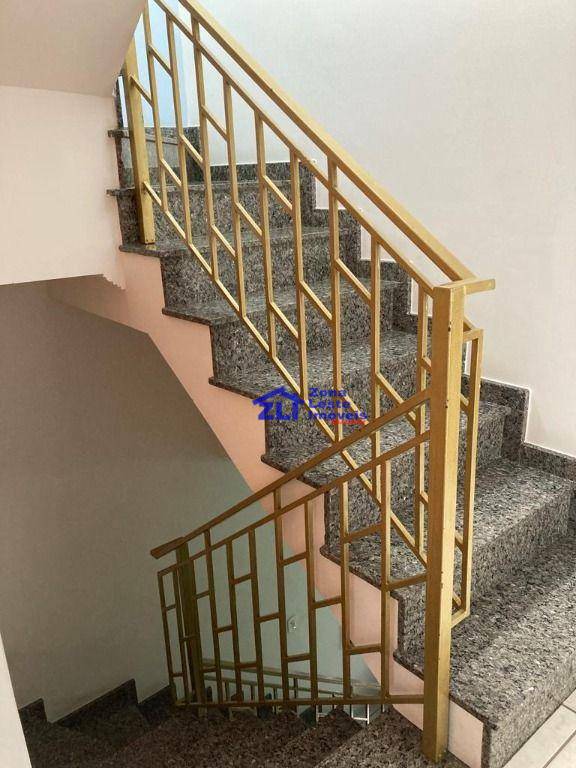 Sobrado à venda com 4 quartos, 220m² - Foto 5