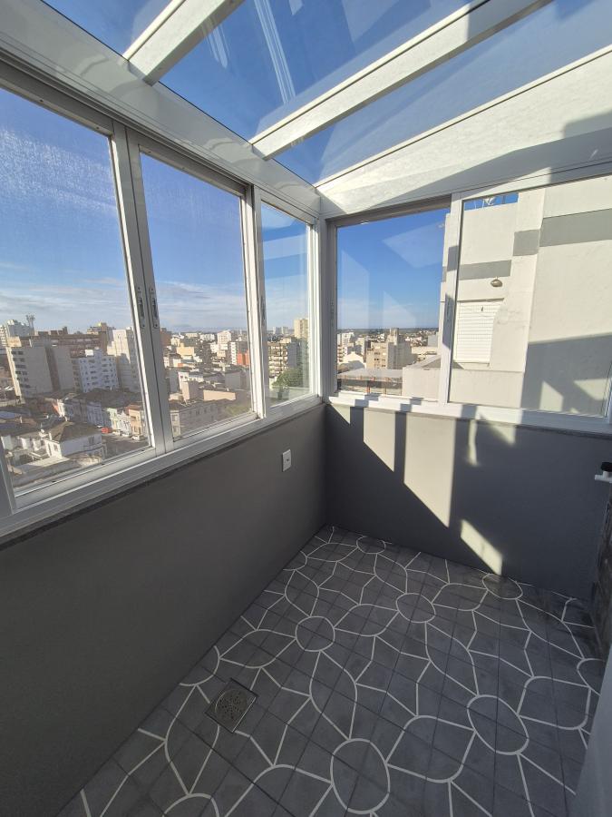 Apartamento à venda com 2 quartos, 72m² - Foto 11