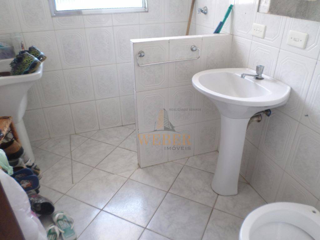 Casa à venda com 3 quartos, 128m² - Foto 29