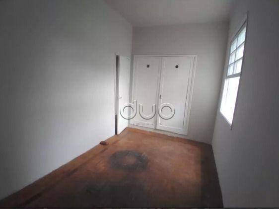 Apartamento para alugar com 2 quartos, 110m² - Foto 13