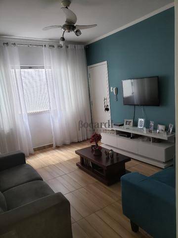 Apartamento à venda com 2 quartos, 60m² - Foto 2