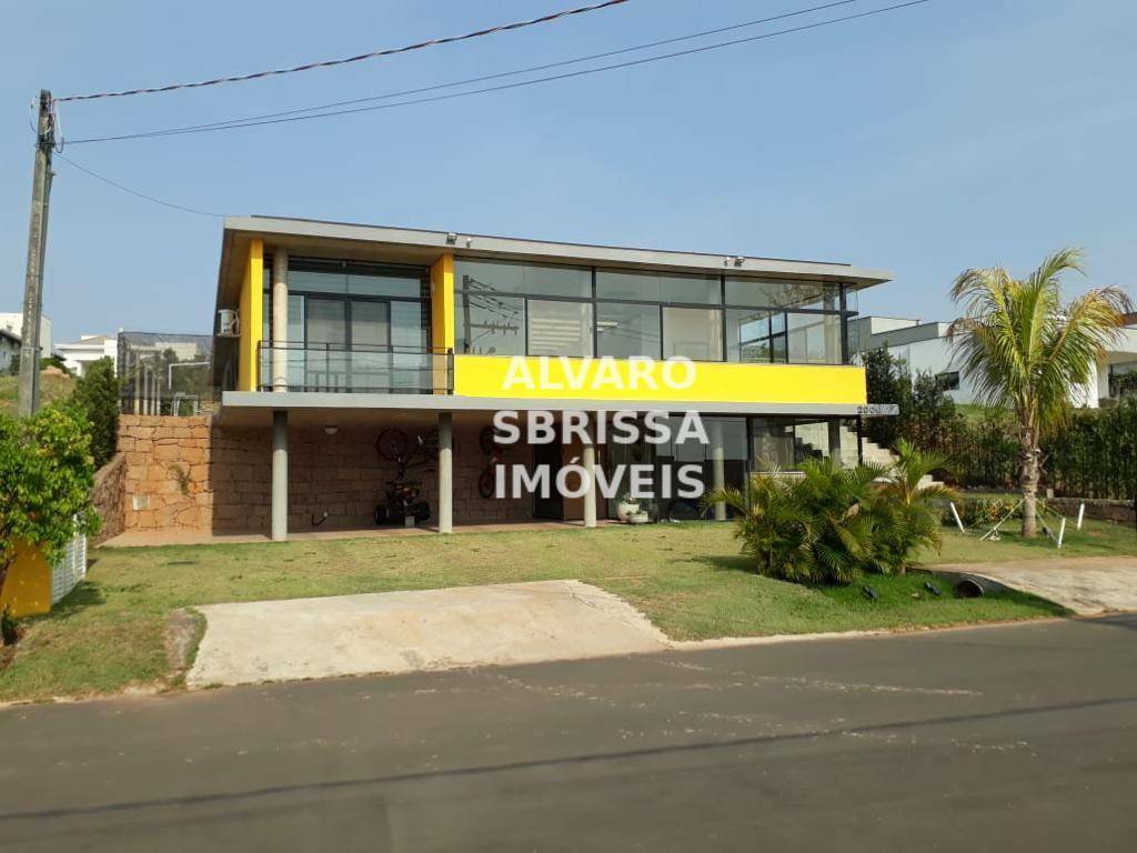 Casa de Condomínio à venda com 4 quartos, 471m² - Foto 1