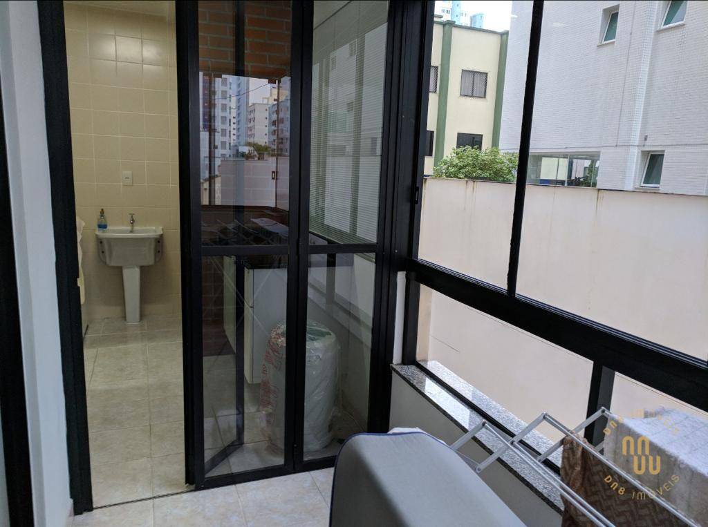 Apartamento à venda com 2 quartos, 95m² - Foto 11