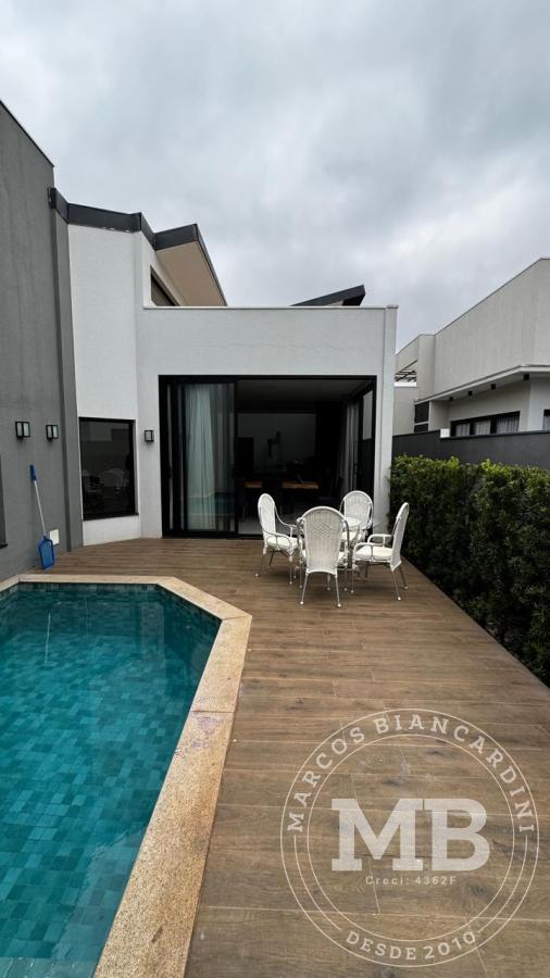 Casa de Condomínio à venda com 3 quartos, 233m² - Foto 13