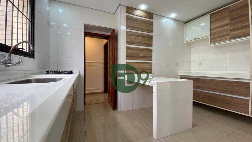 Apartamento à venda com 4 quartos, 150m² - Foto 15