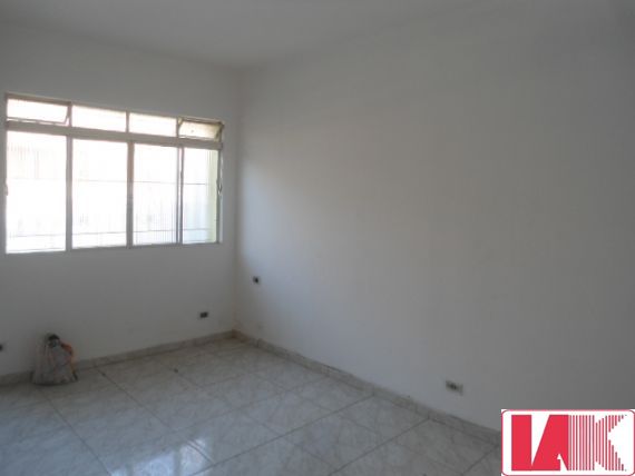 Casa à venda e aluguel com 1 quarto, 112m² - Foto 1