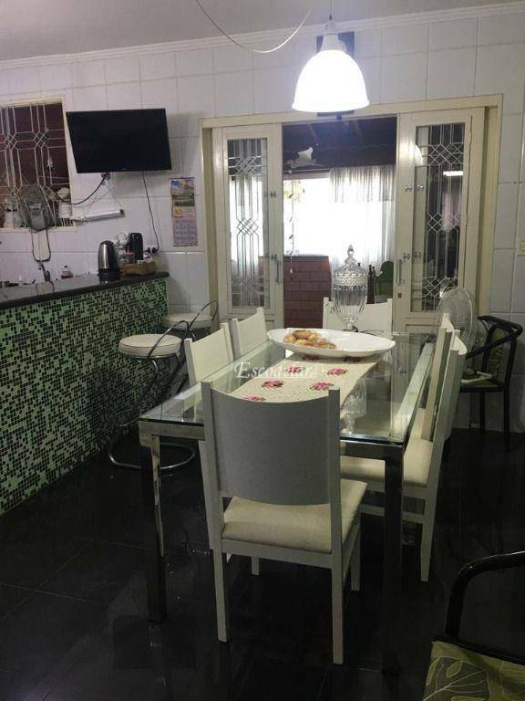 Sobrado à venda com 3 quartos, 250m² - Foto 9