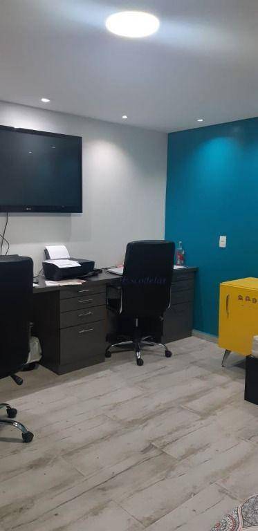 Sobrado à venda com 4 quartos, 220m² - Foto 18